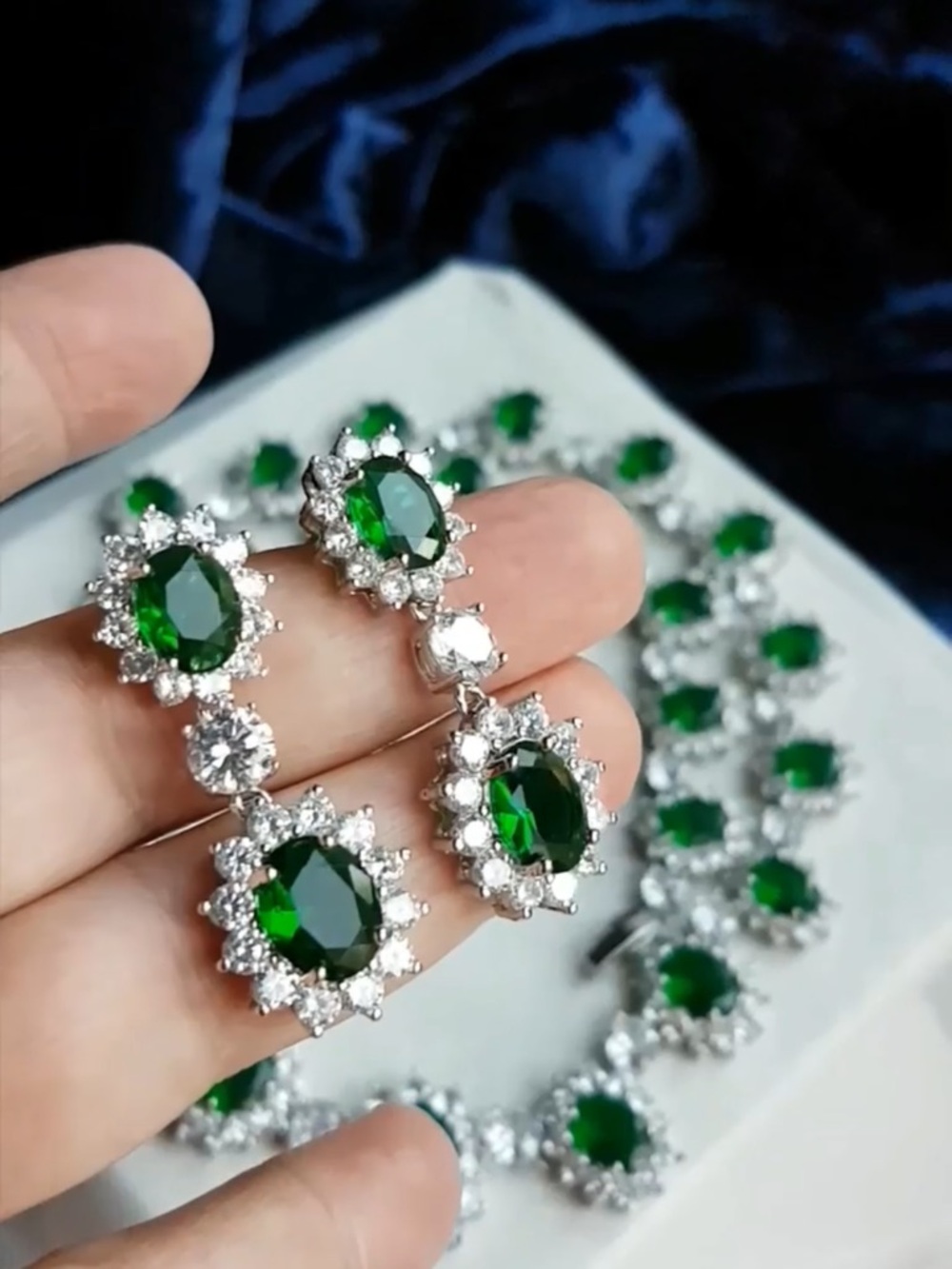 Swarovski Elements Platinum Plated Emerald Green Diana Drop Earrings NEW